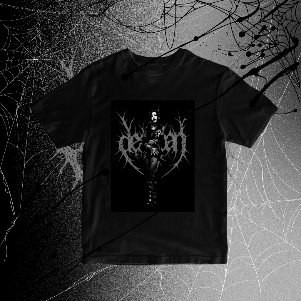 The 'deadpan' Tee