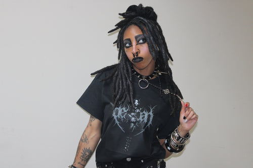 The 'deadpan' Tee